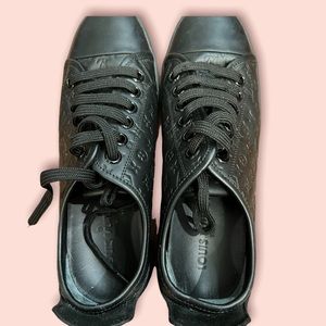 Louis Vuitton Sneakers - Black Size 37.5